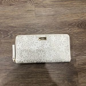 White Kate Spade Wallet